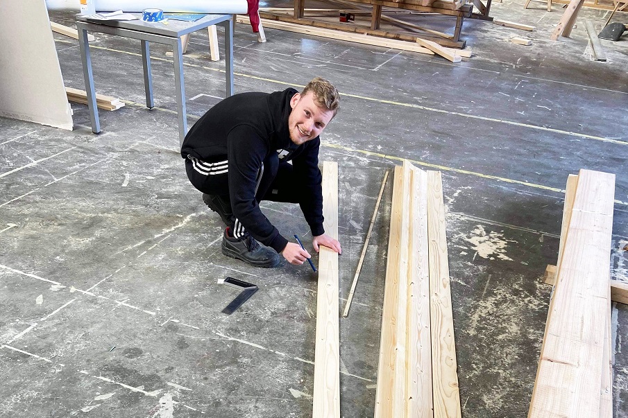 Teorien undersøges og udføres i praksis på Hansenberg Tekniske Gymnasium