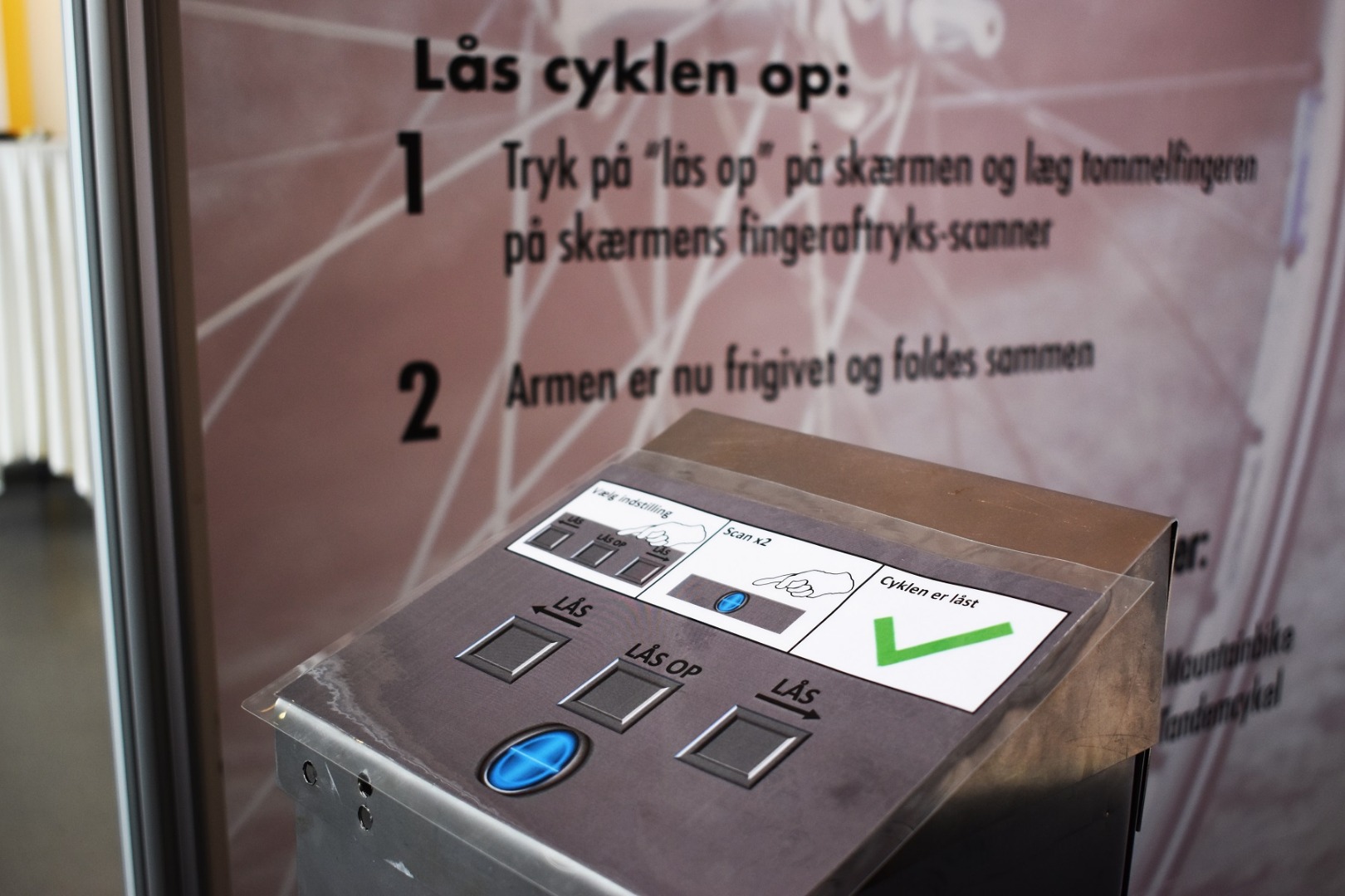 HANSENBERG Tekniske Gymnasium - lås cyklen op